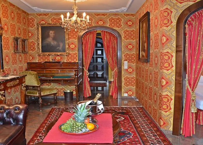 מלון Seehotel Porcia Pörtschach am Wörthersee